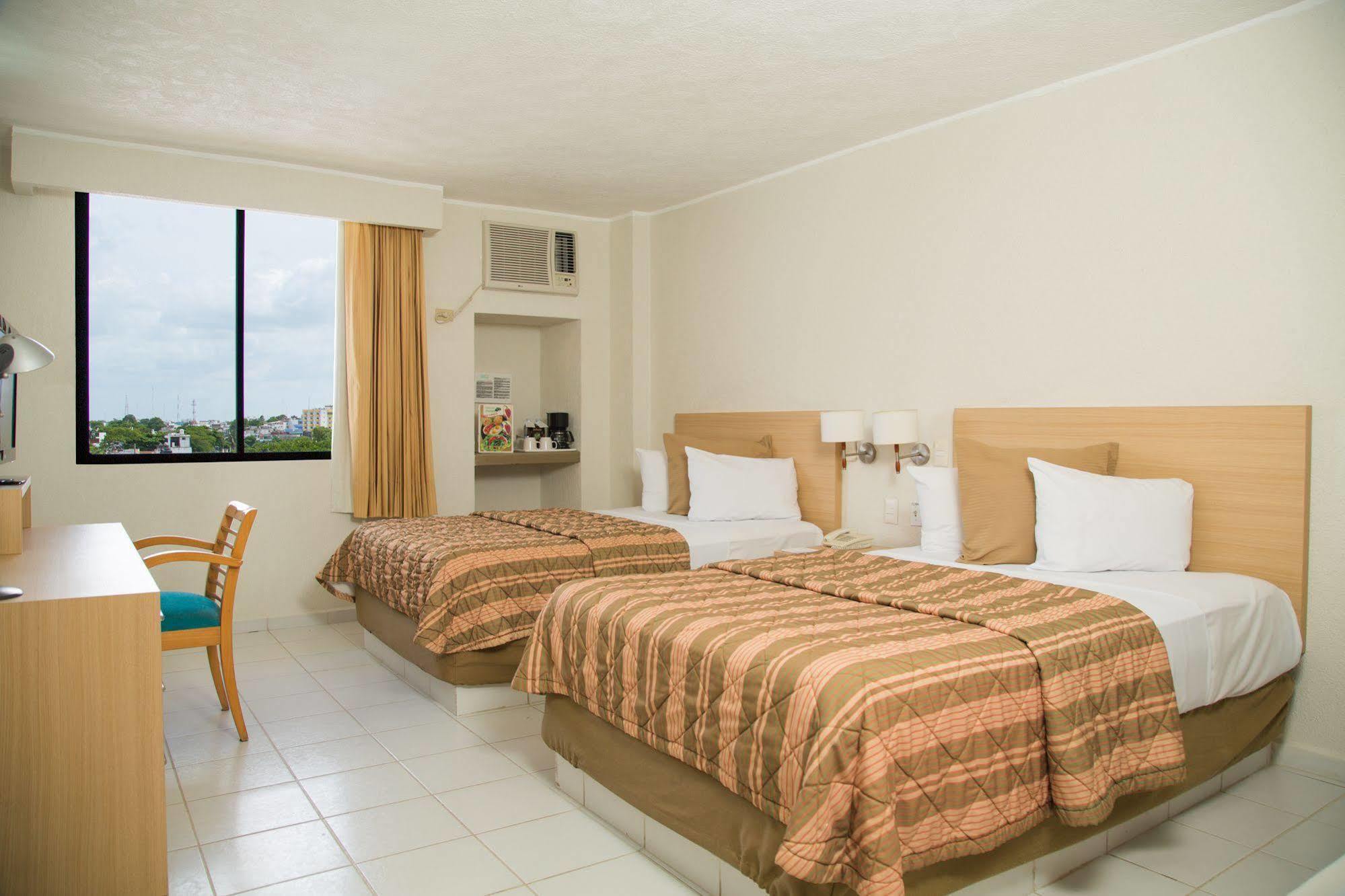Hotel & Suites Real Del Lago Villahermosa Εξωτερικό φωτογραφία