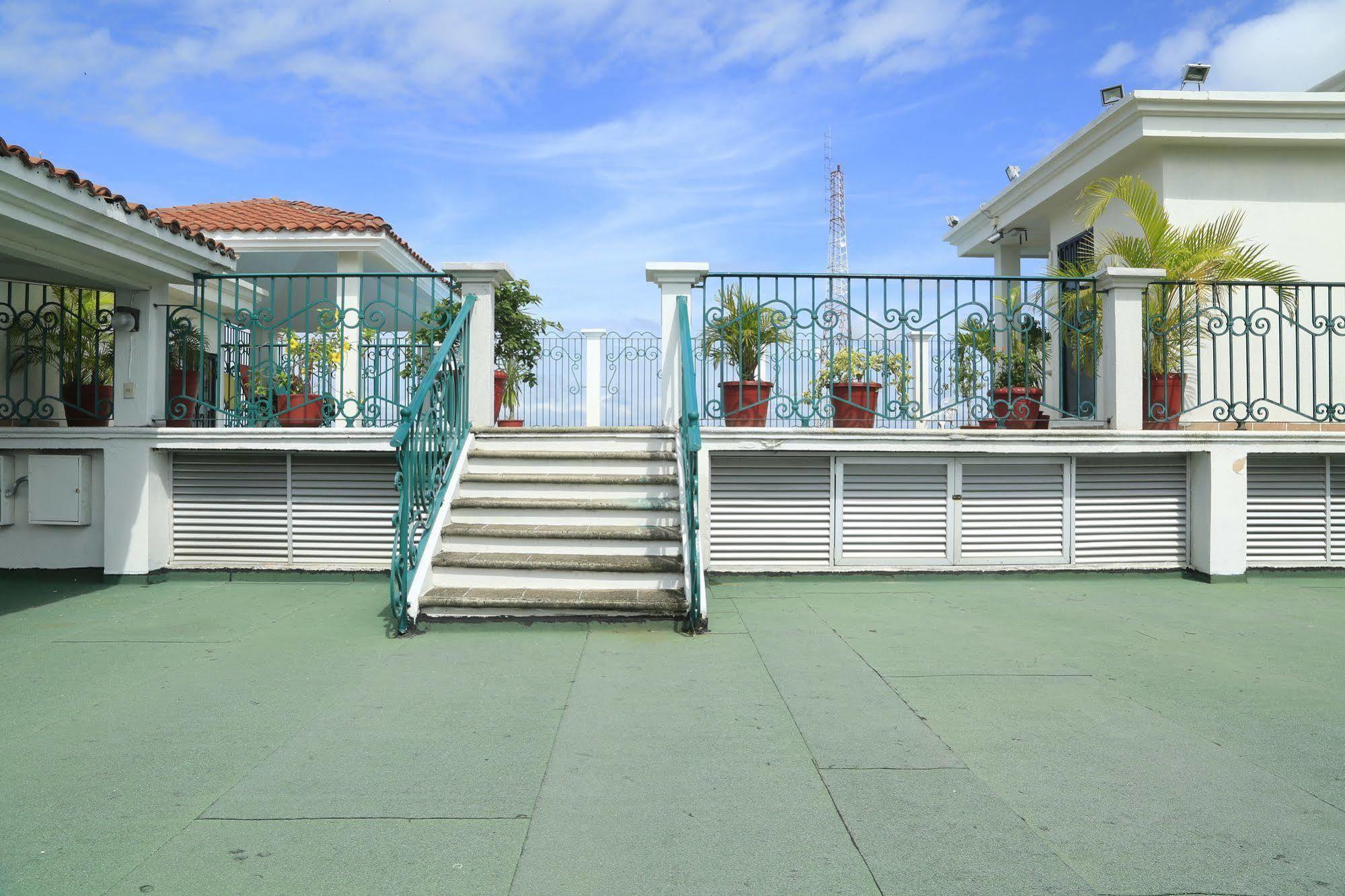 Hotel & Suites Real Del Lago Villahermosa Εξωτερικό φωτογραφία